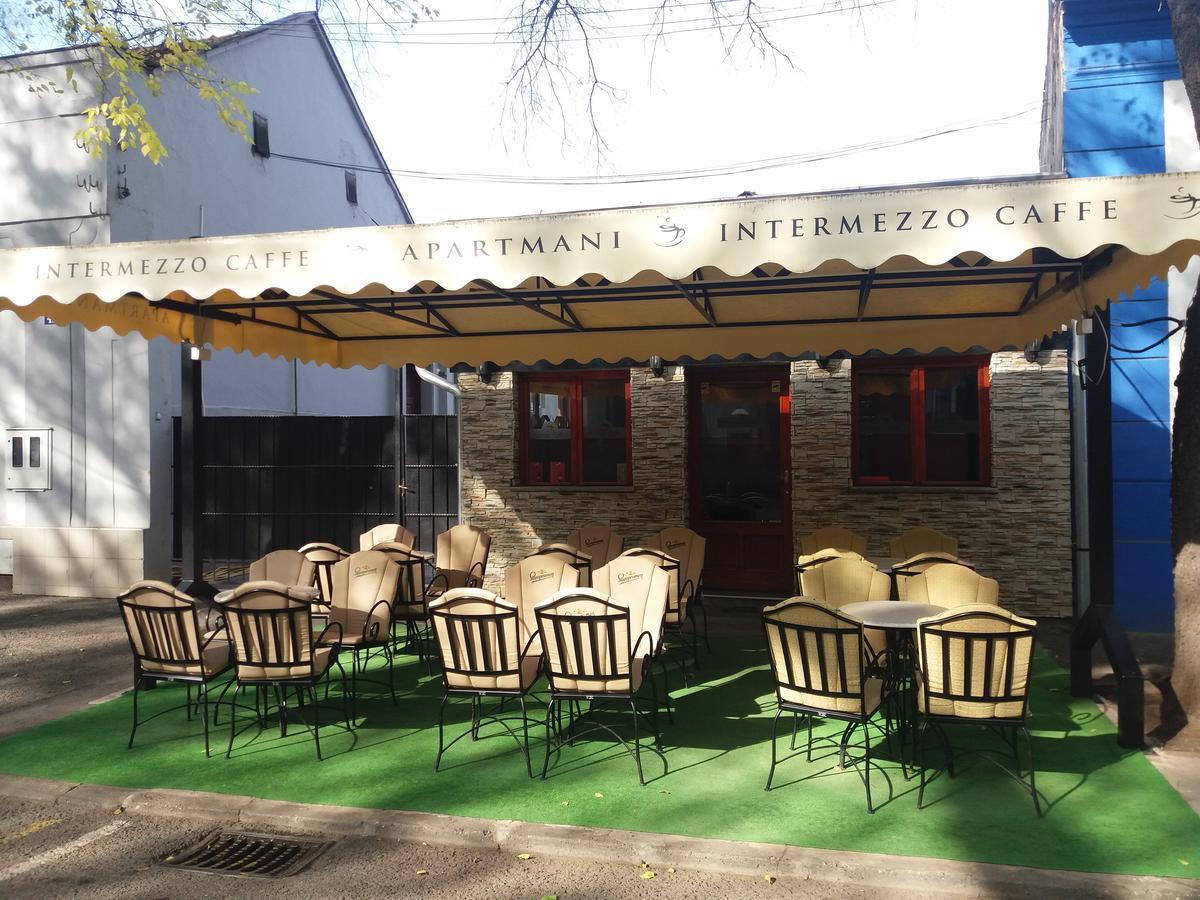 Bed&Breakfast Intermezzo Caffe Kikinda Ngoại thất bức ảnh